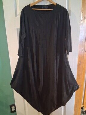 chic Black Asymmetric Balloon Hem Dress